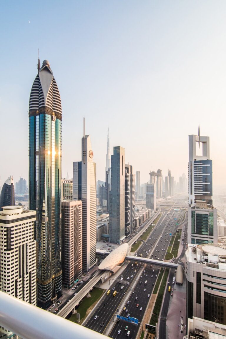 Notre salle d'exposition de Dubaï est en route